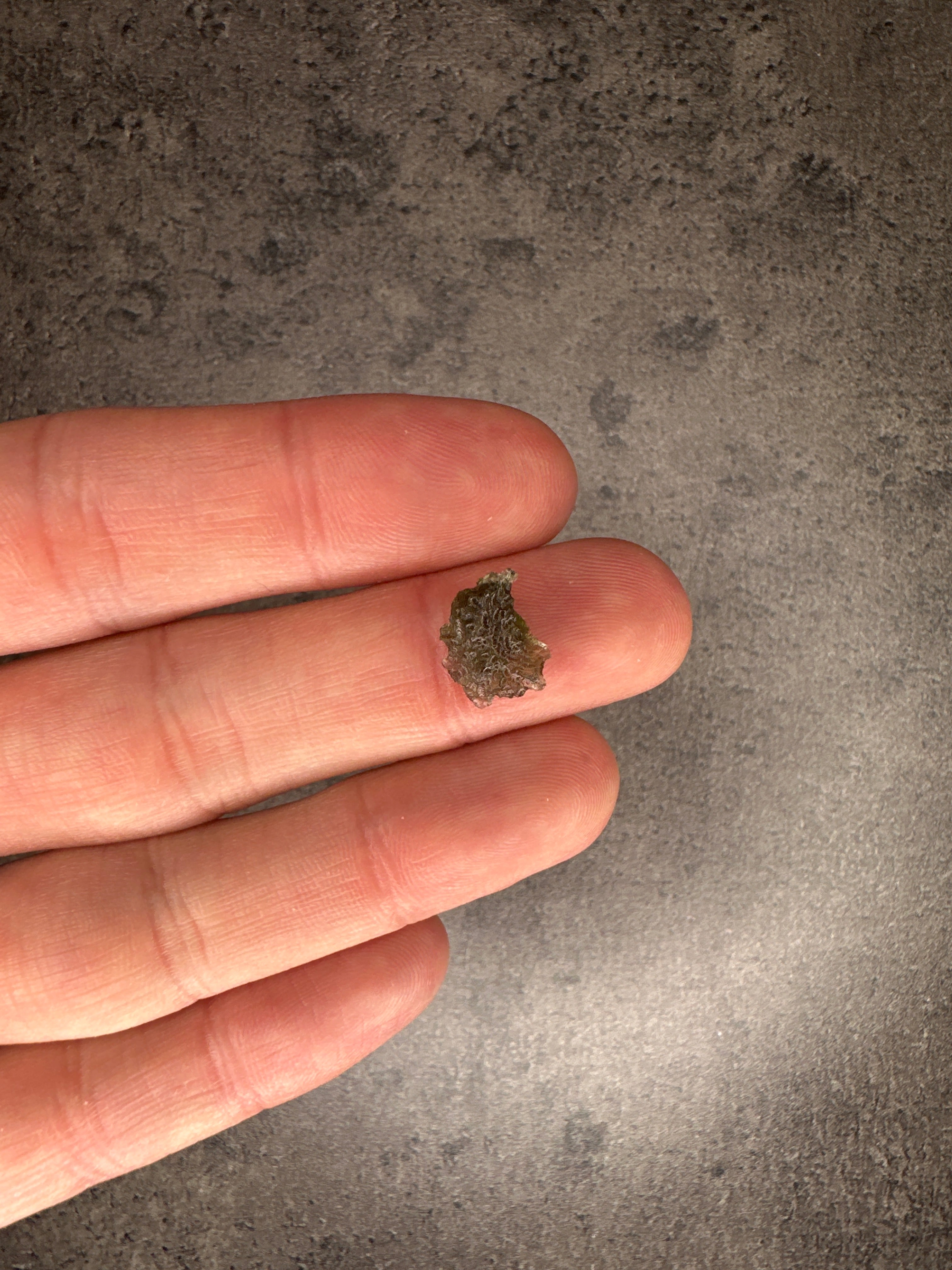 Moldavite - Rough/raw pieces