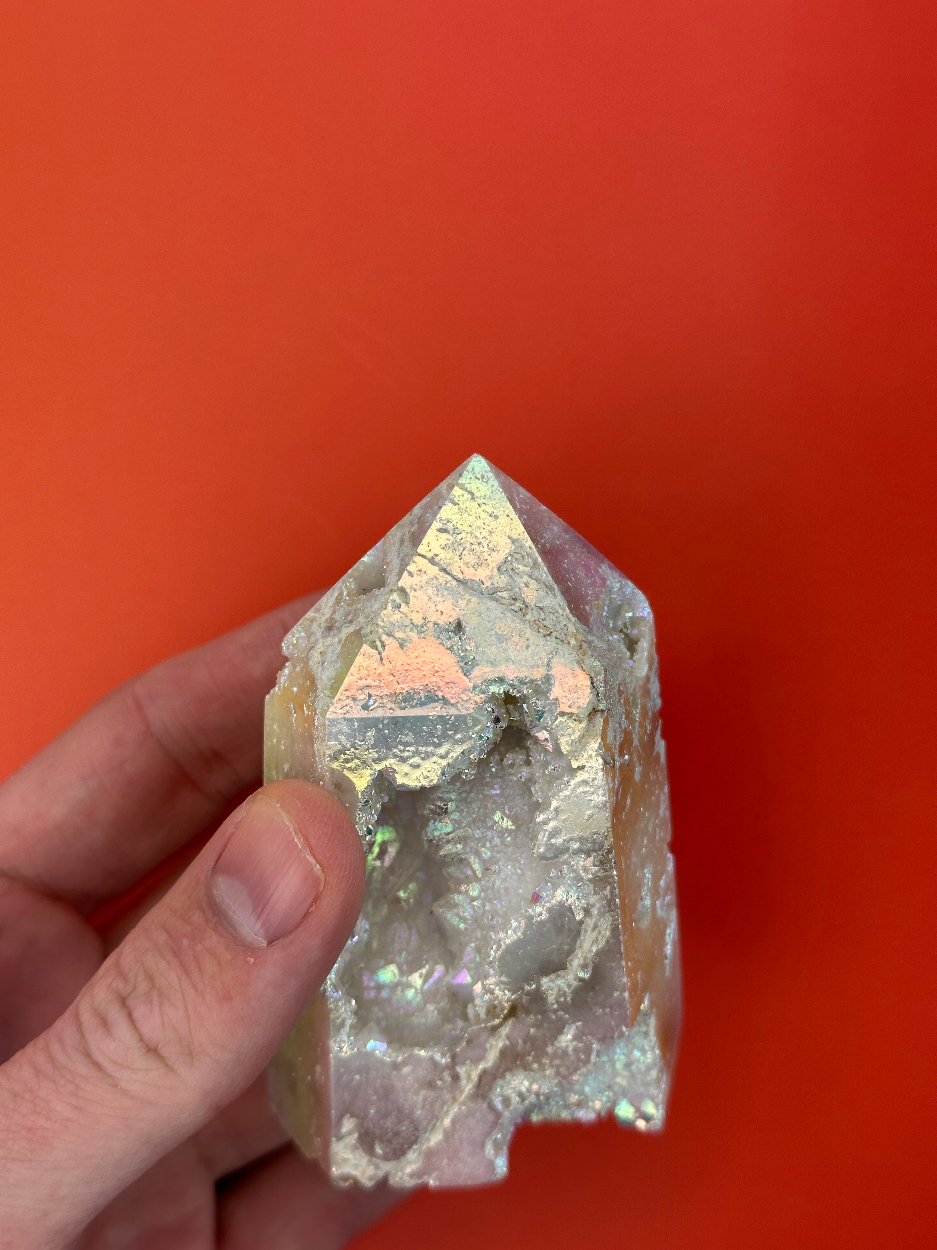 Angel aura - Rough tower with druzy