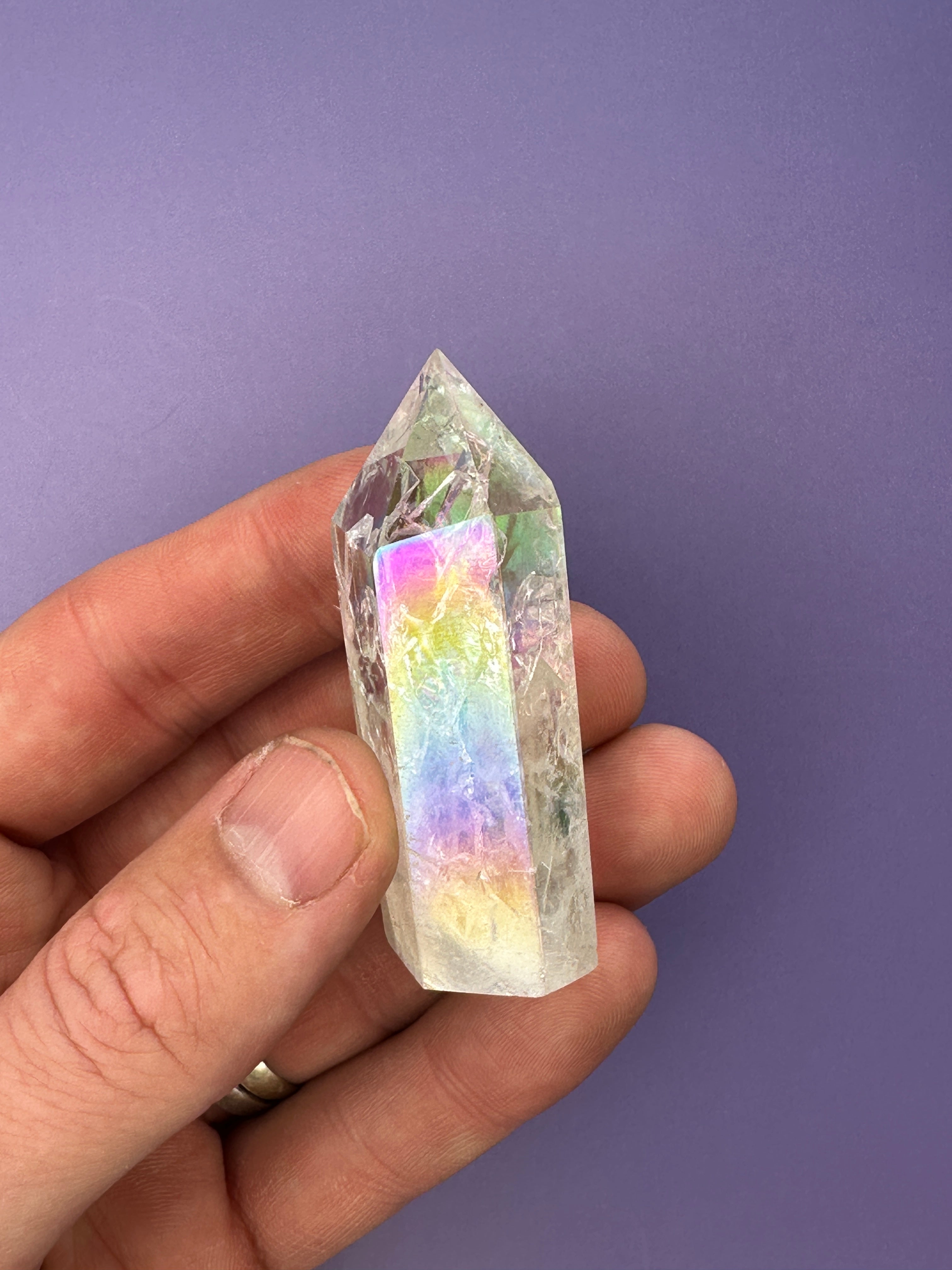 Aura crackle quartz - Small tower