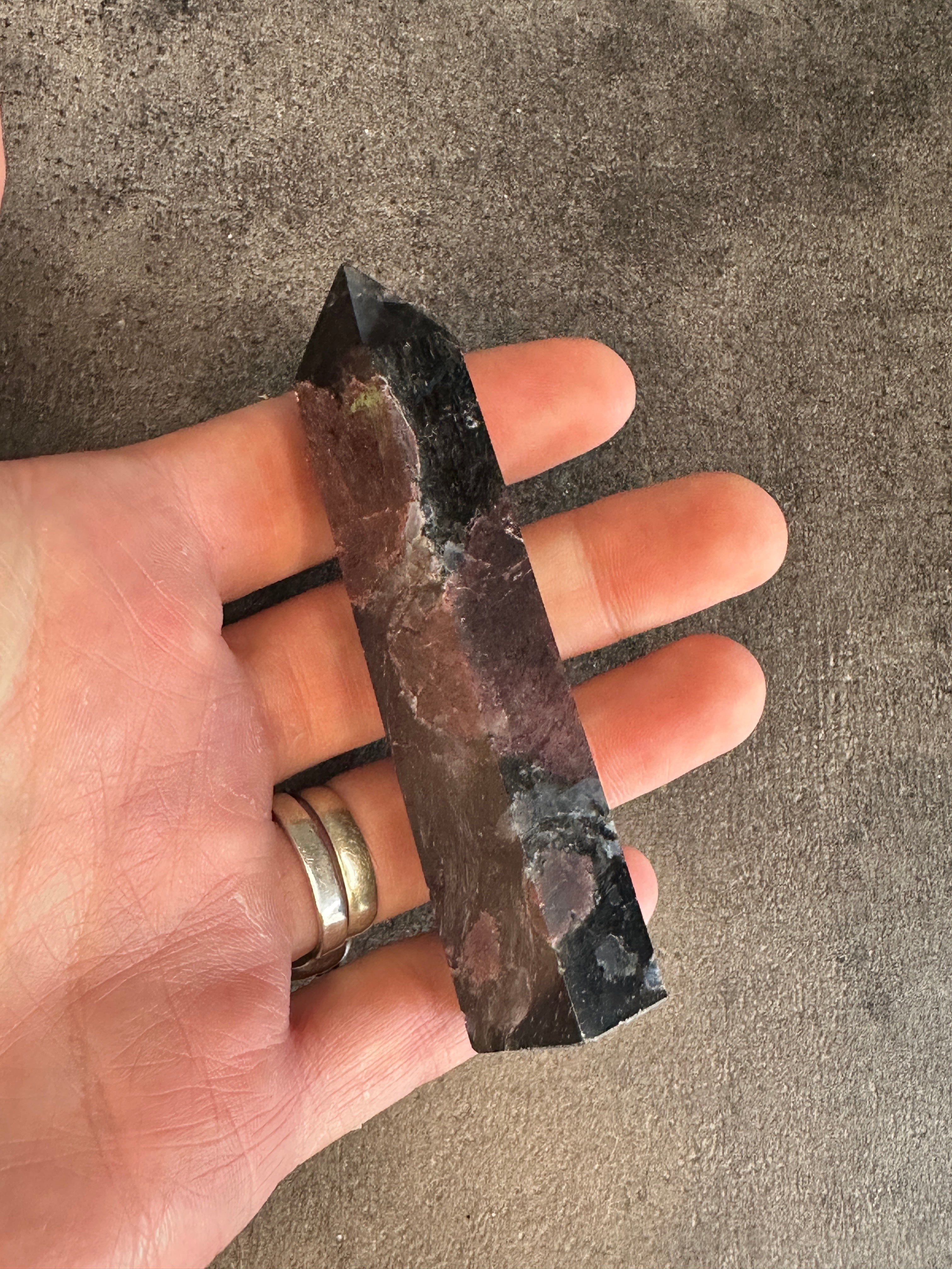 Ruby in arfvedsonite - Tower