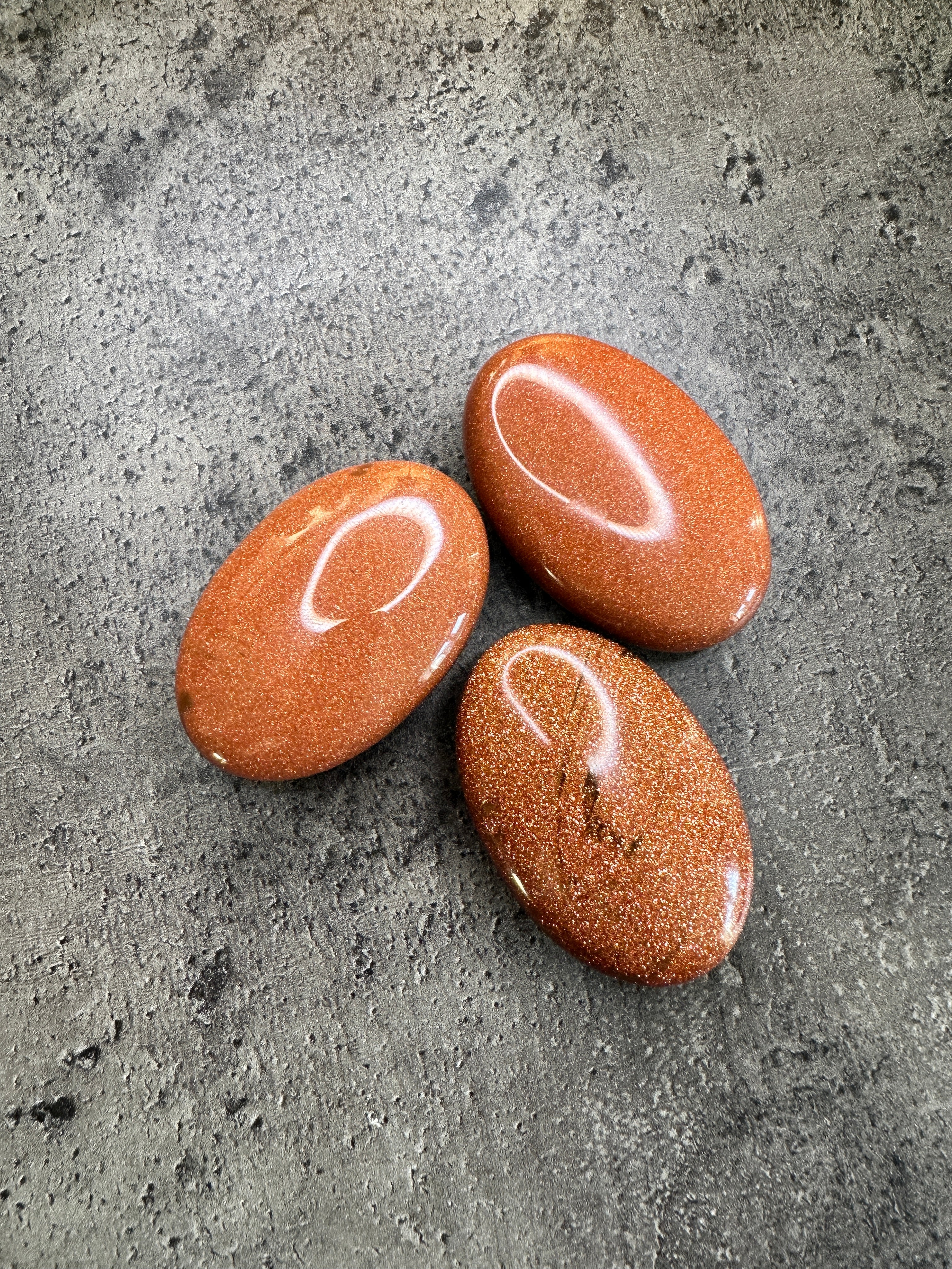 Goldstone - Palm stone