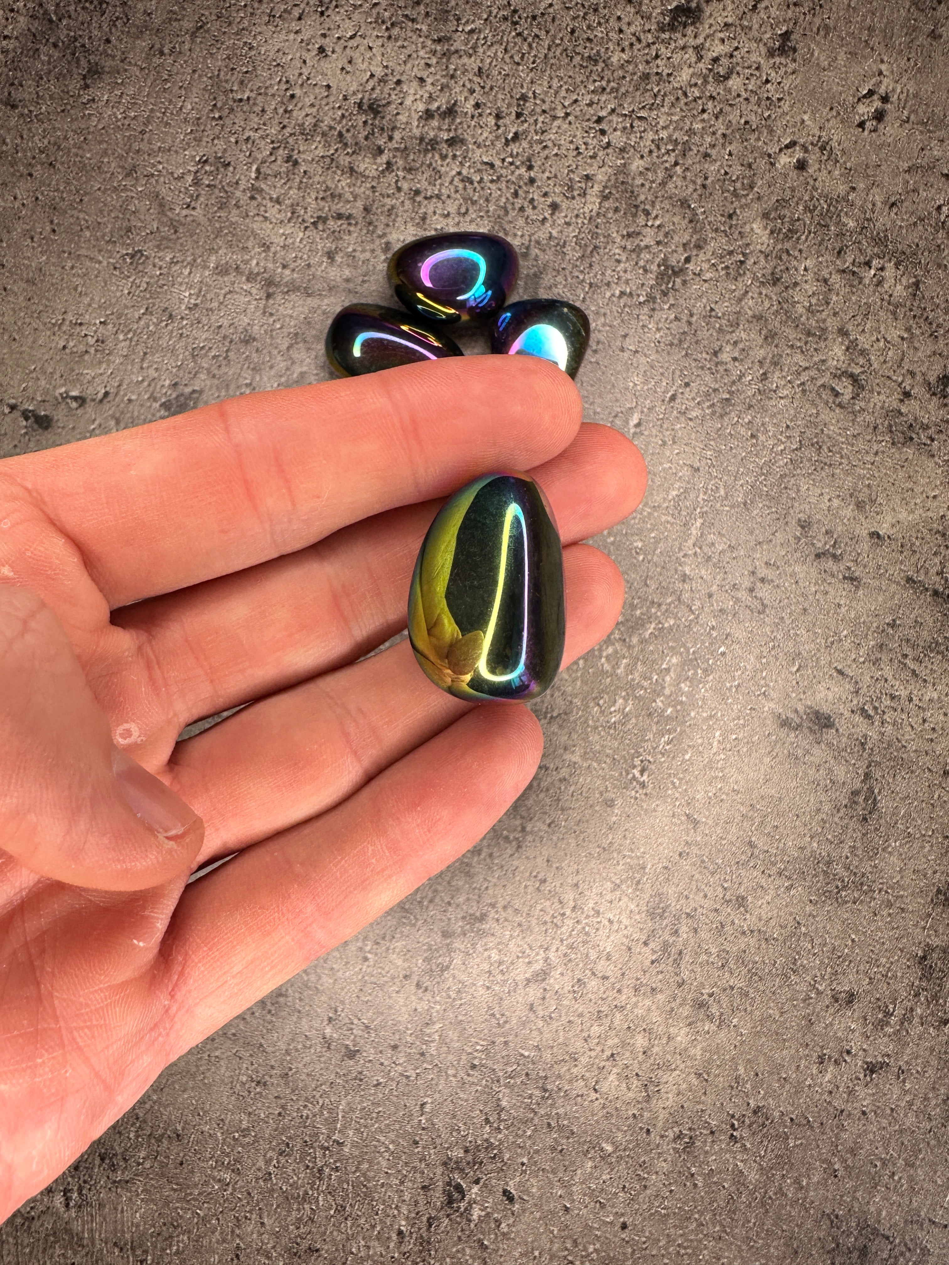 Titanium aura quartz - Tumblestone