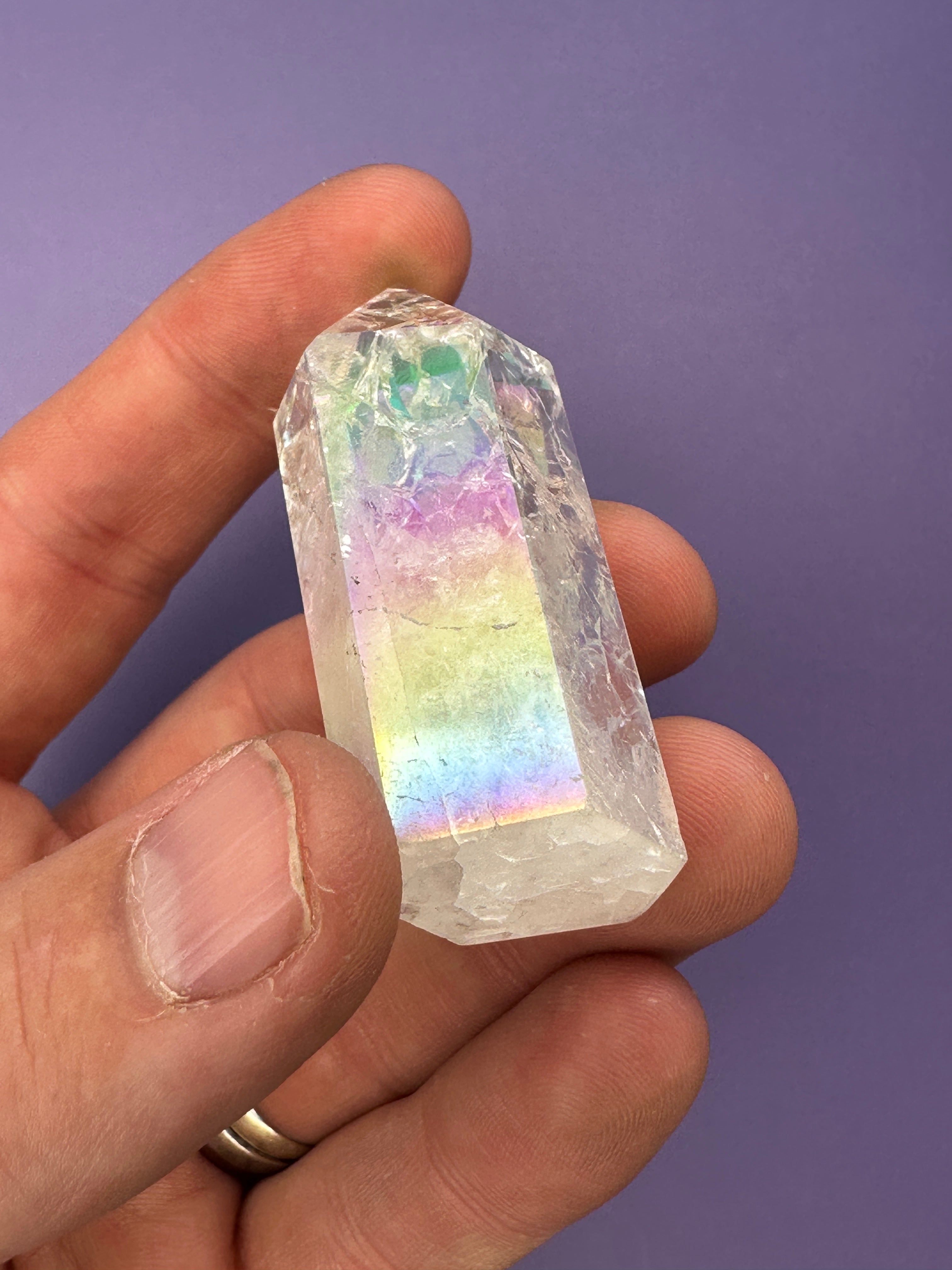 Aura crackle quartz - Small tower