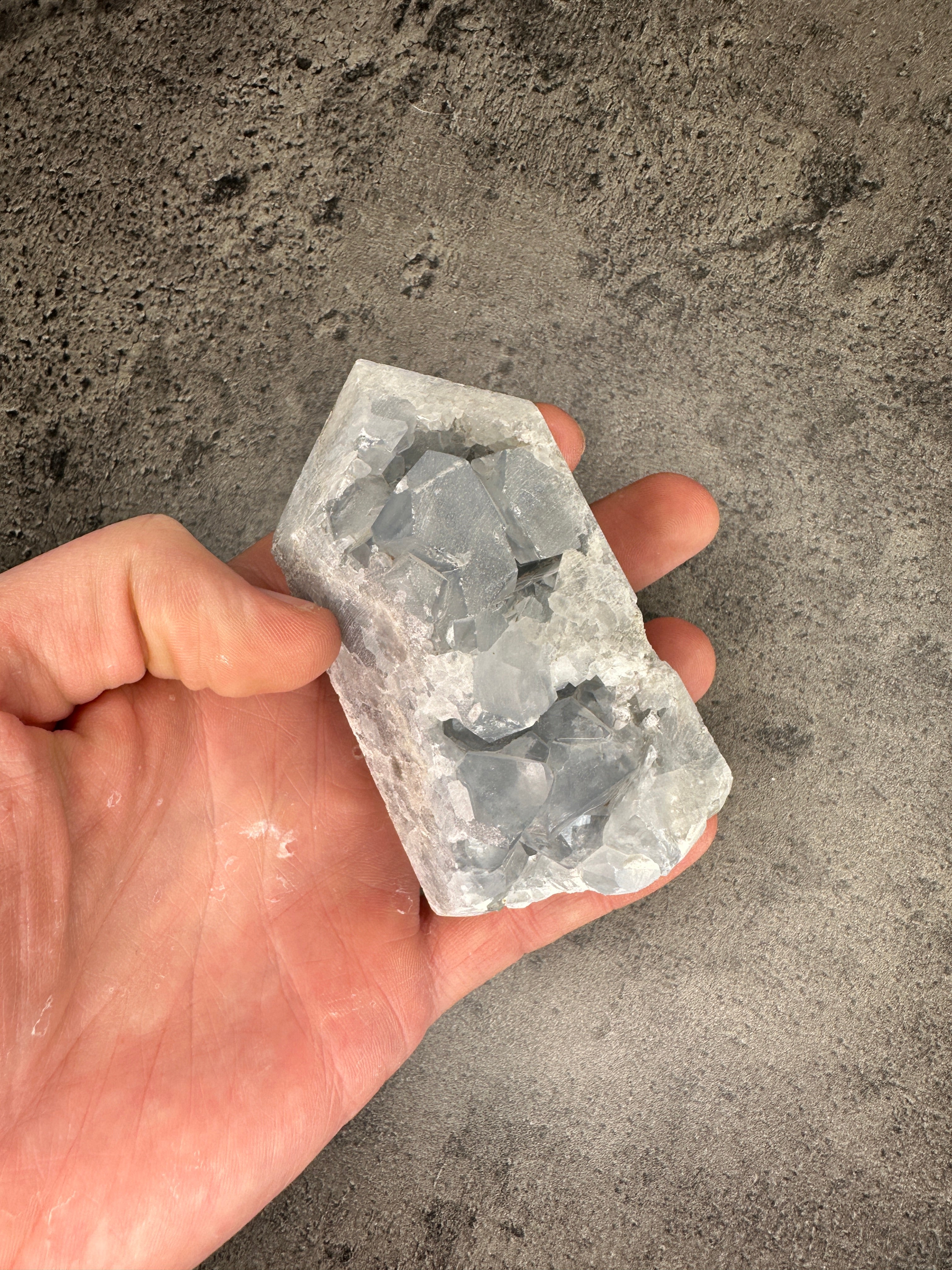 Celestite - Rough tower