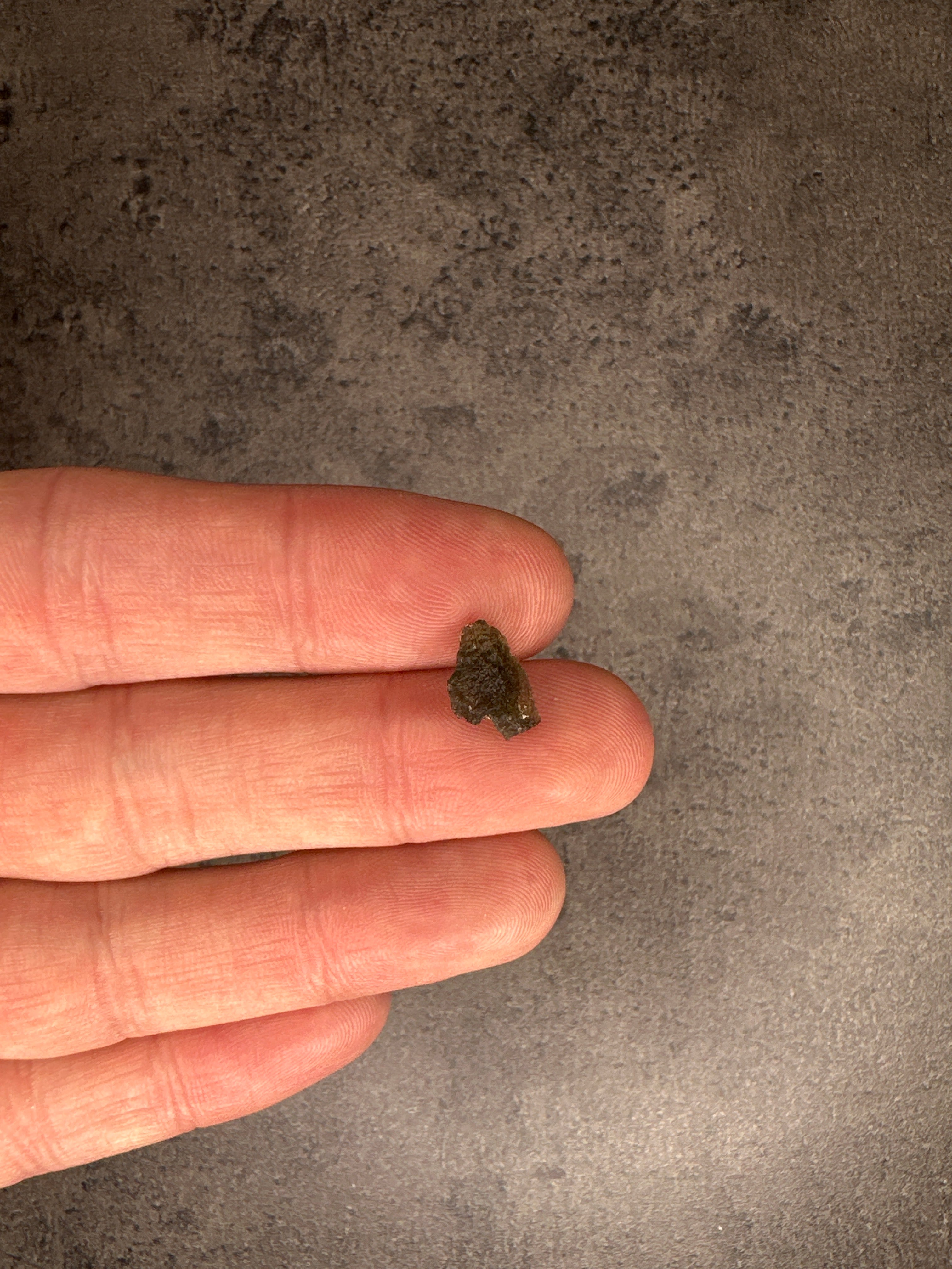 Moldavite - Rough/raw pieces