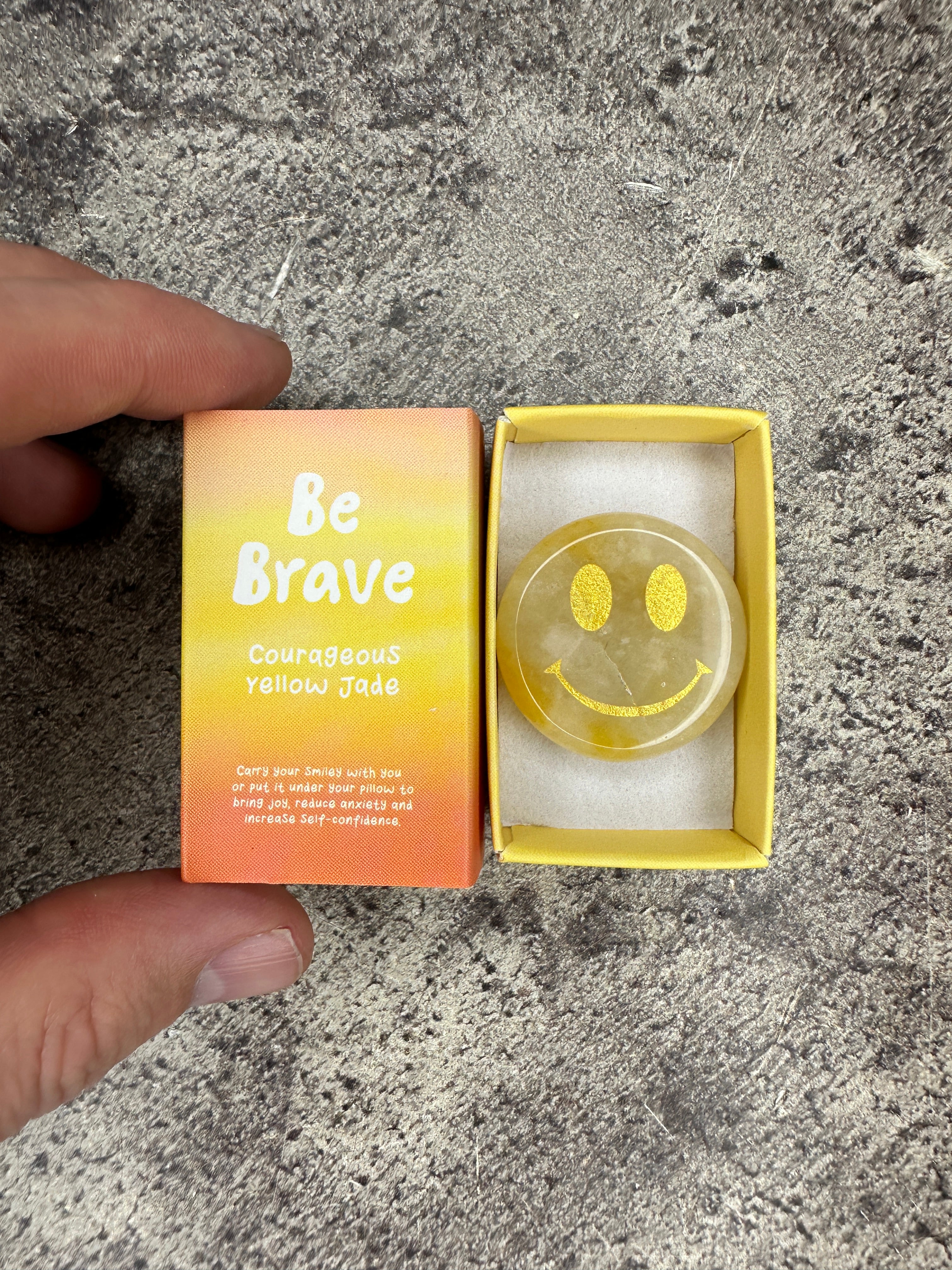 Yellow jade - Be Brave, Happy face