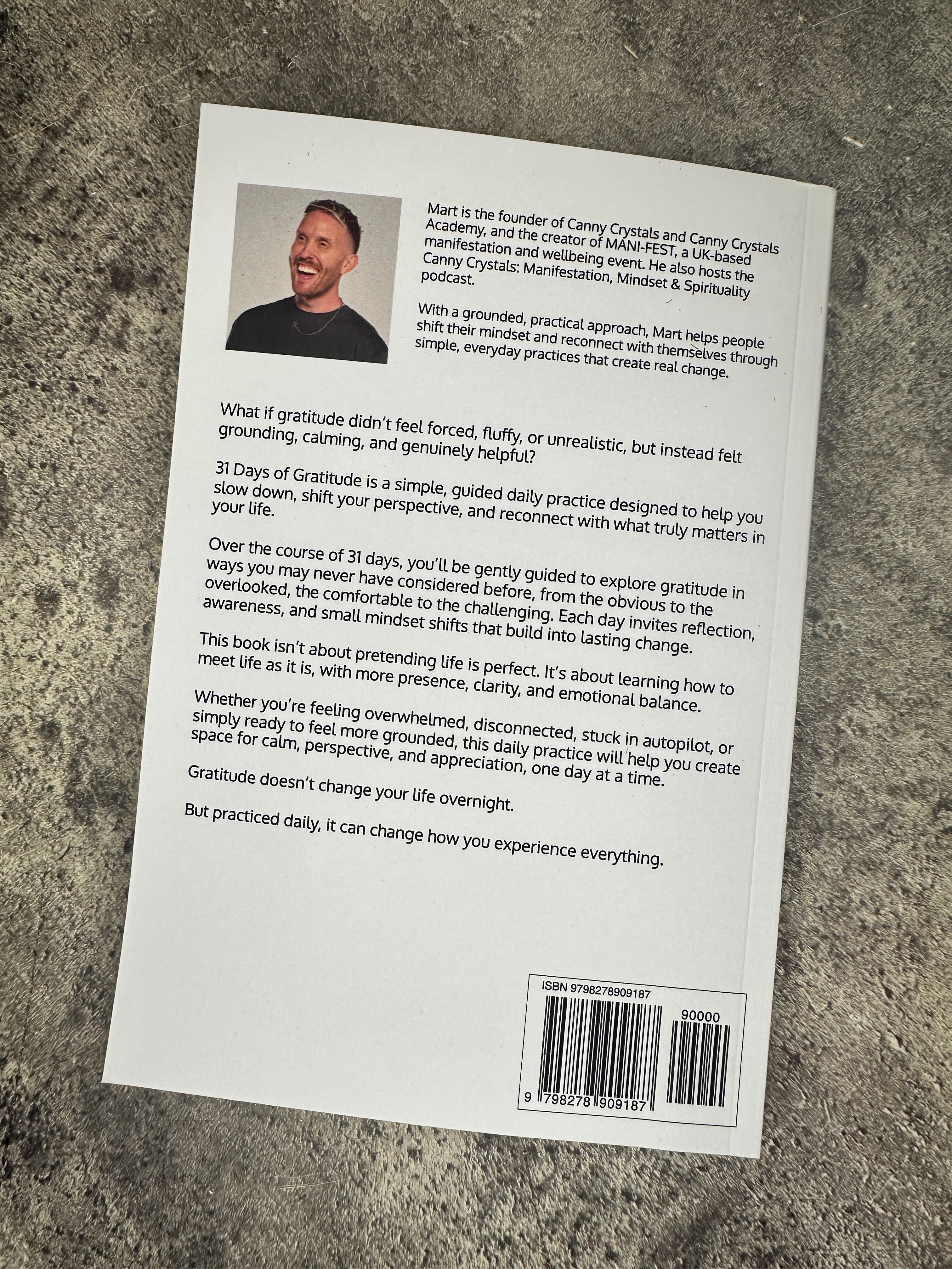 31 Days of Gratitude: Elevate your manifestation power (Signed edition)