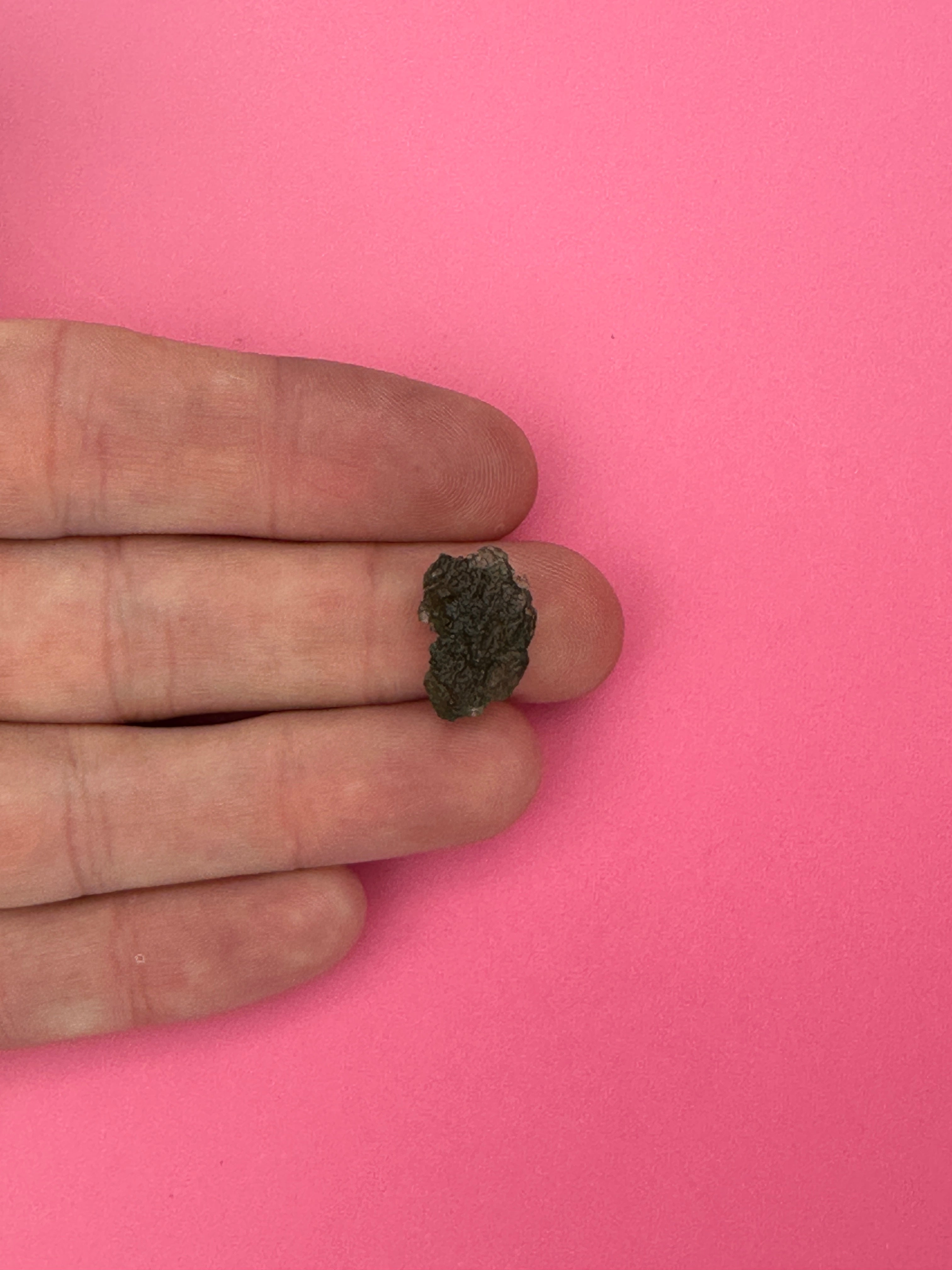 Moldavite - Rough/raw pieces