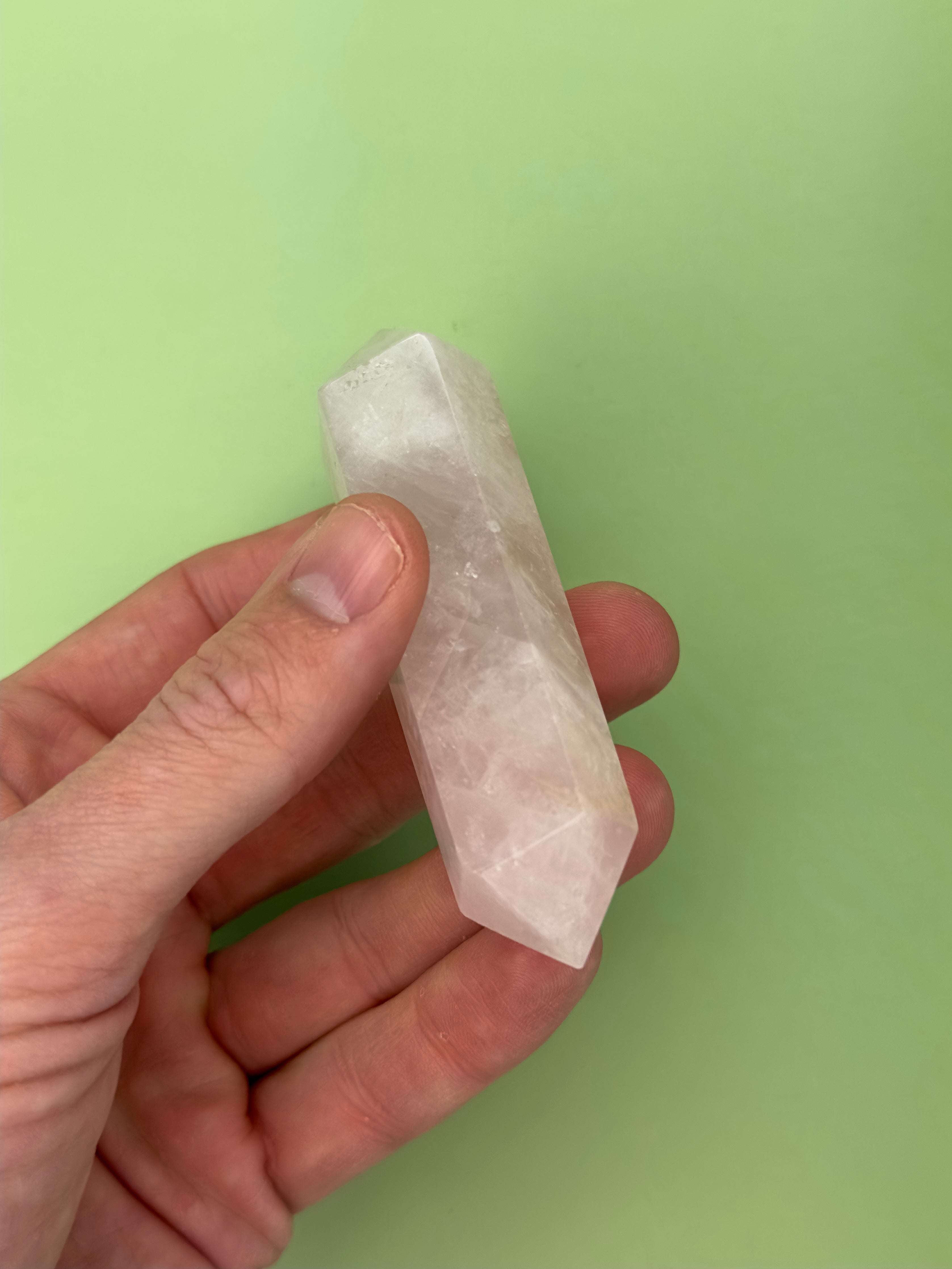 Rose quartz - Double-terminated point