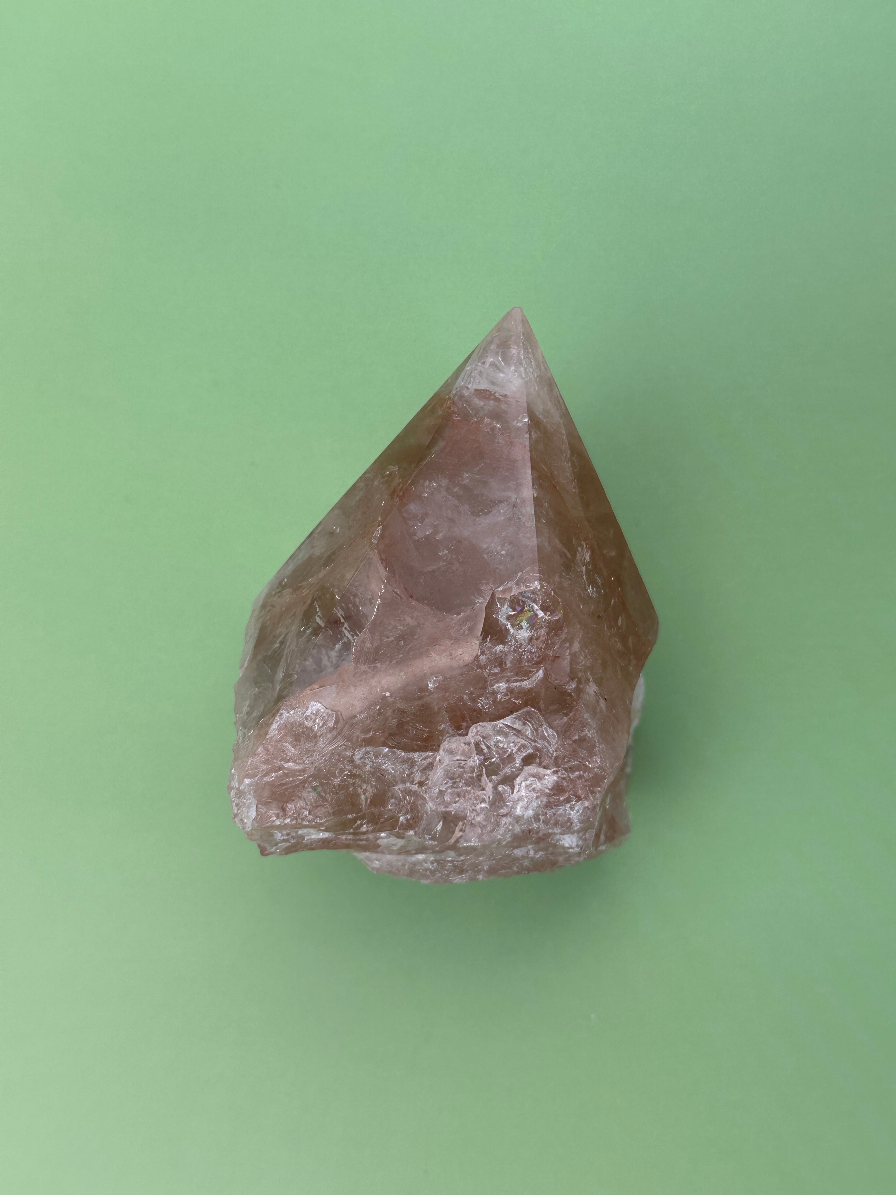 Red hematoid (Fire quartz) - Rough cut point