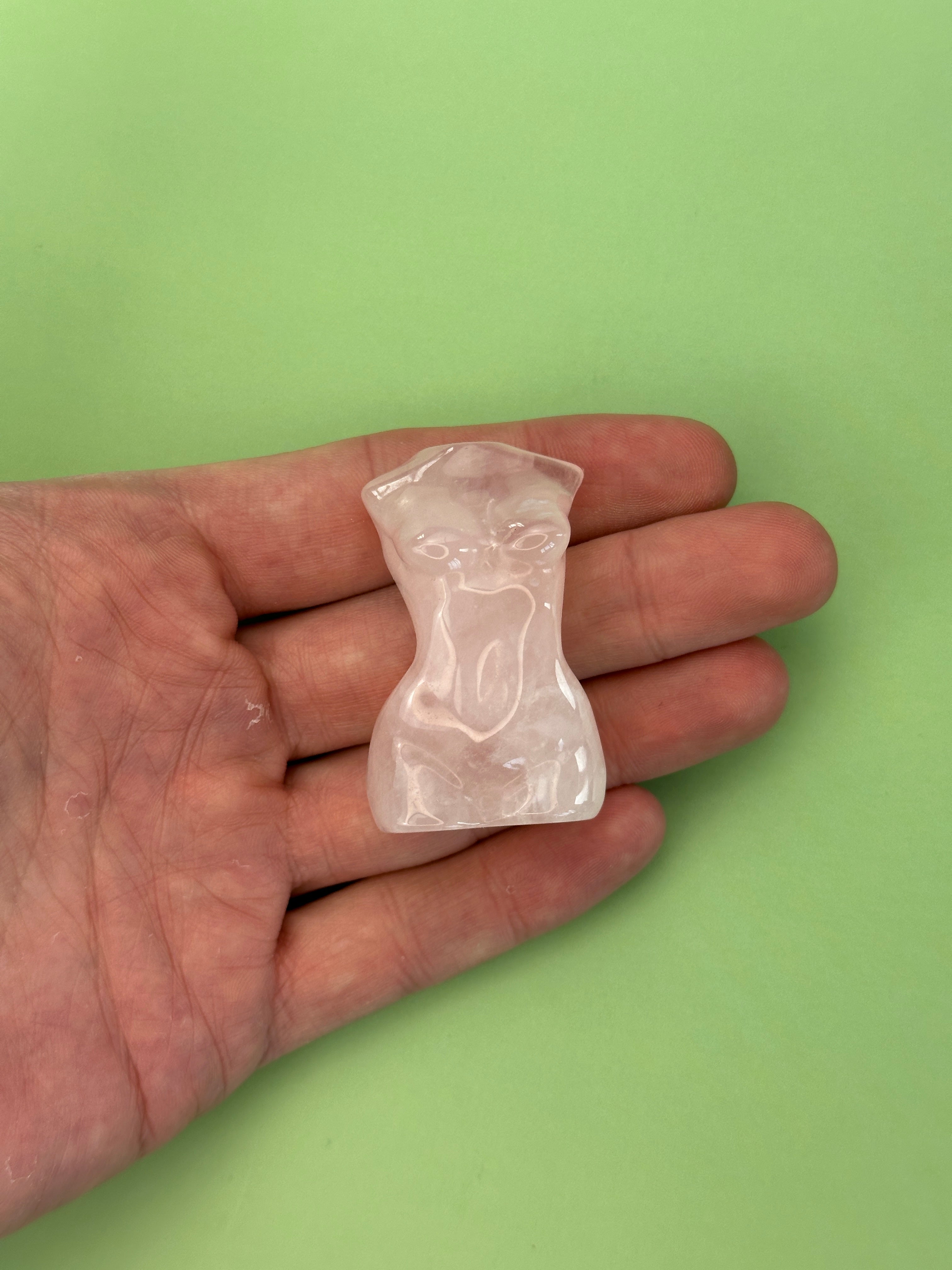 Rose quartz - Female torso