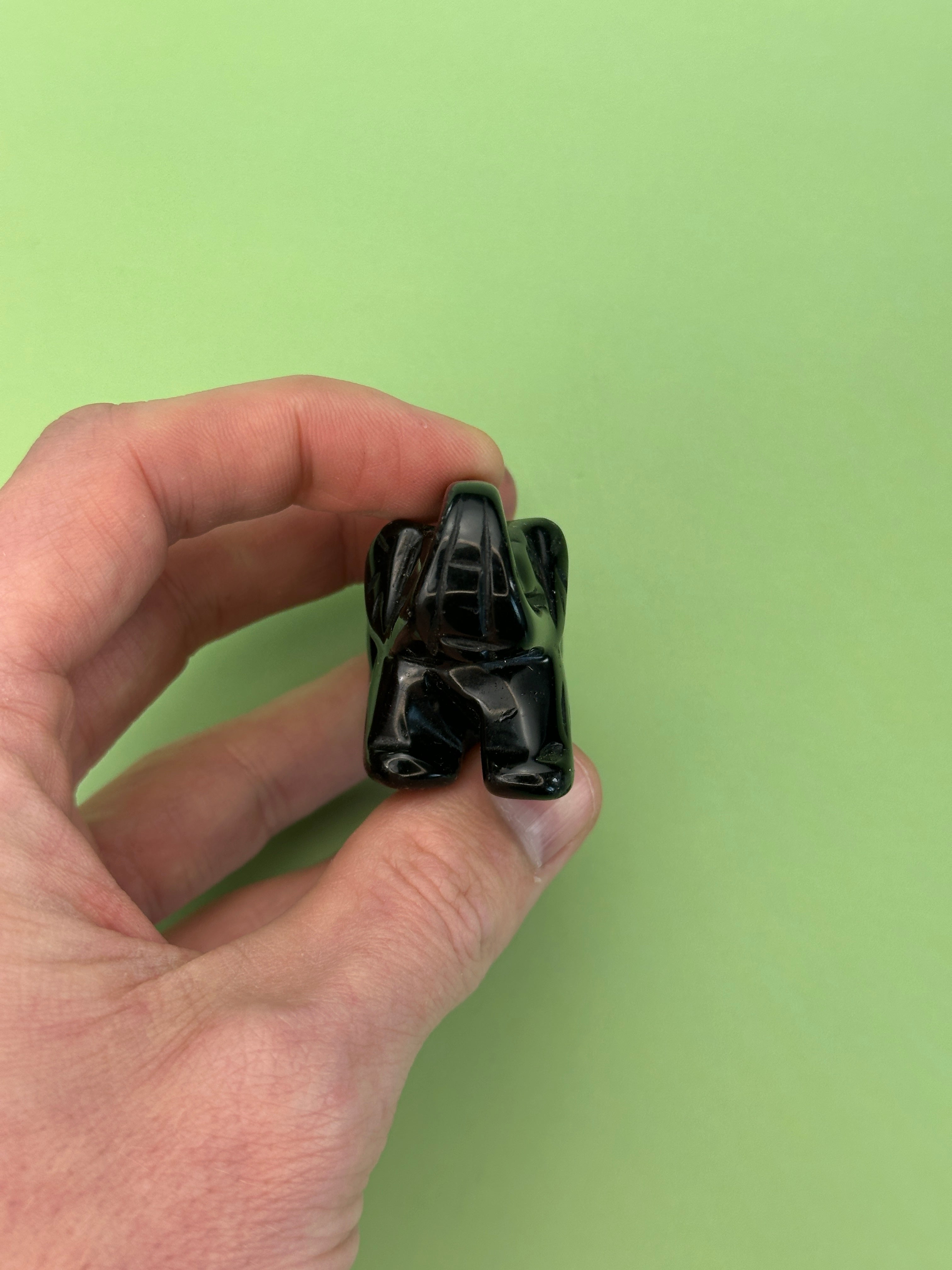 Black obsidian - Elephant