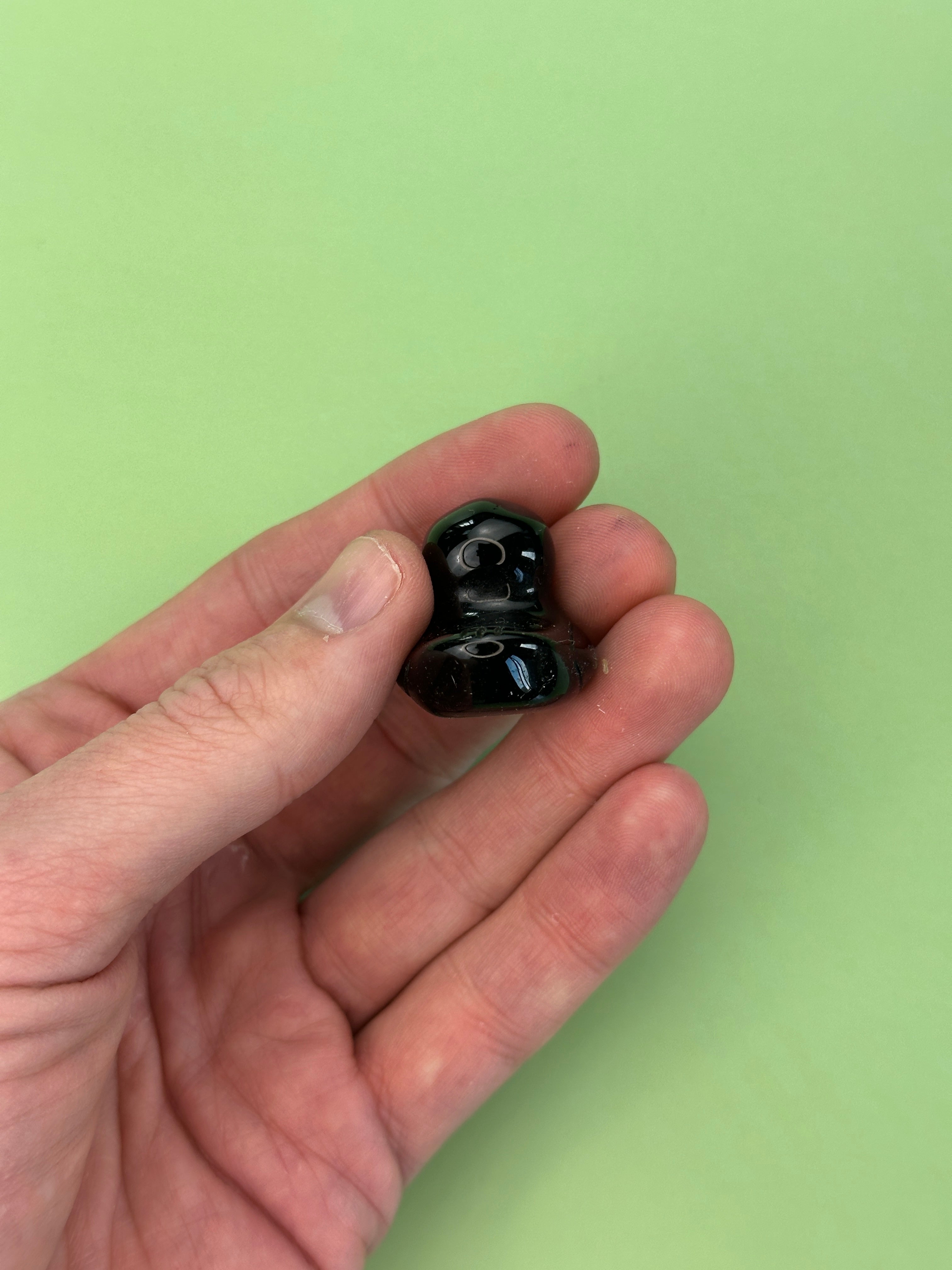 Black obsidian - Duck