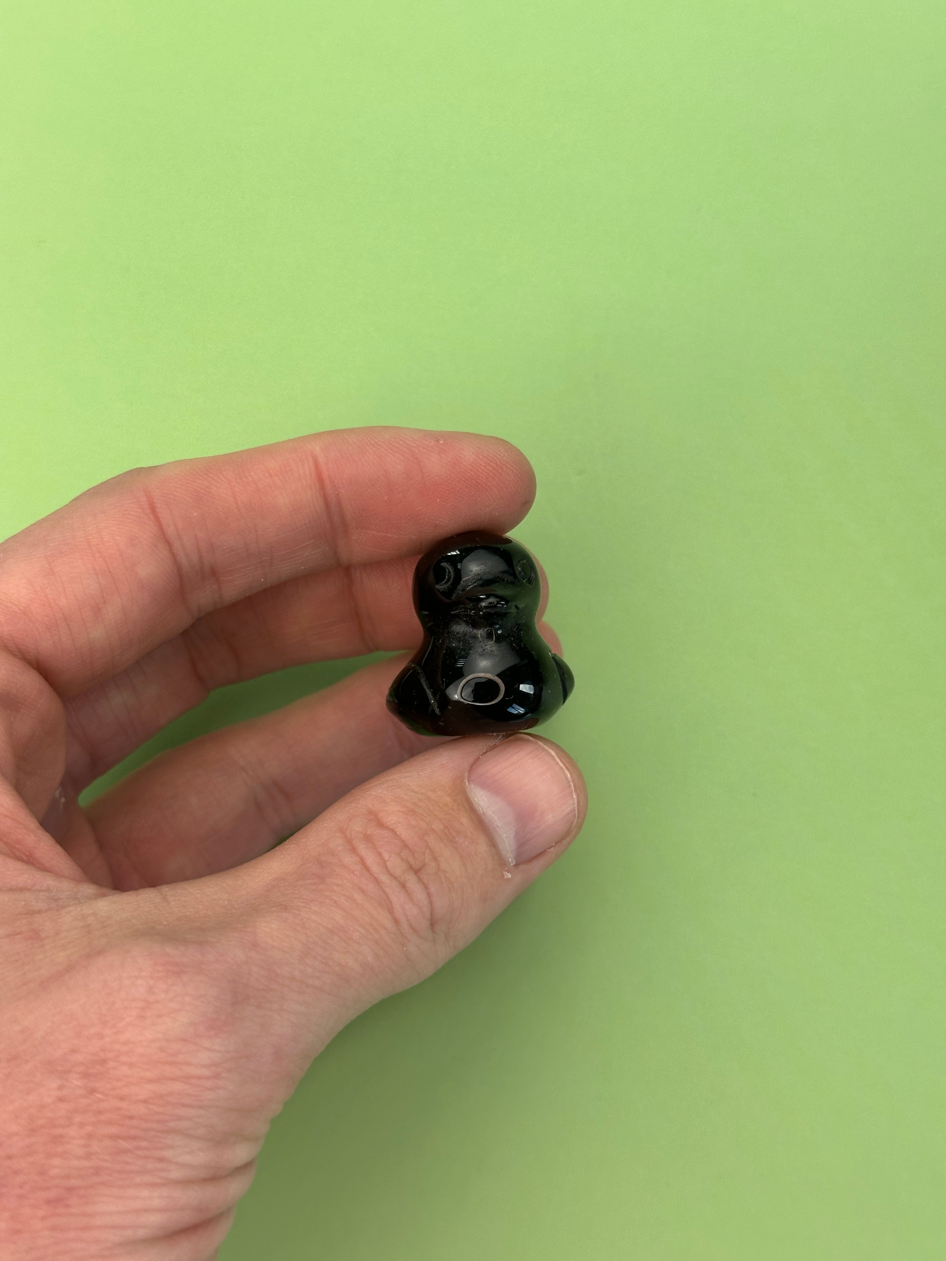 Black obsidian - Duck