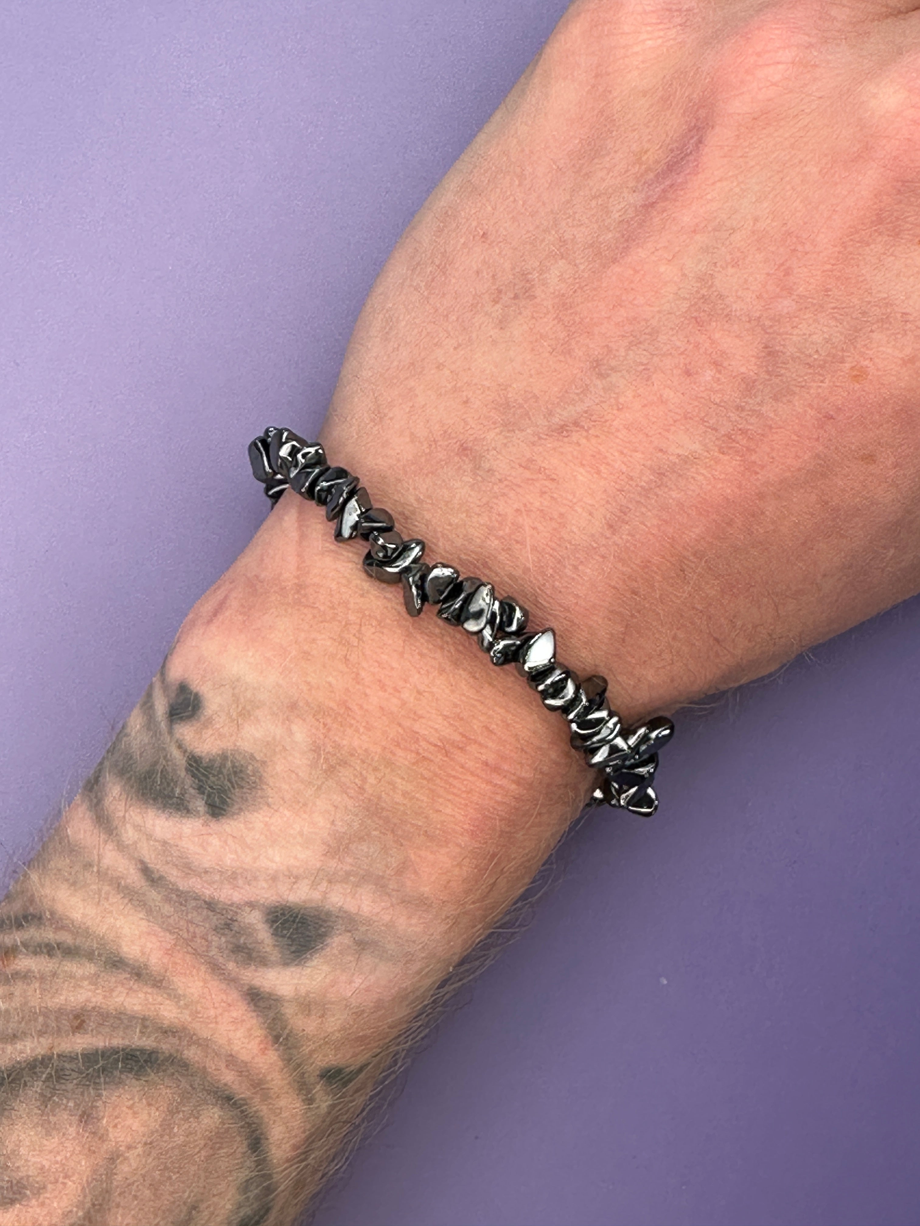 Hematite - Crystal chip bracelet