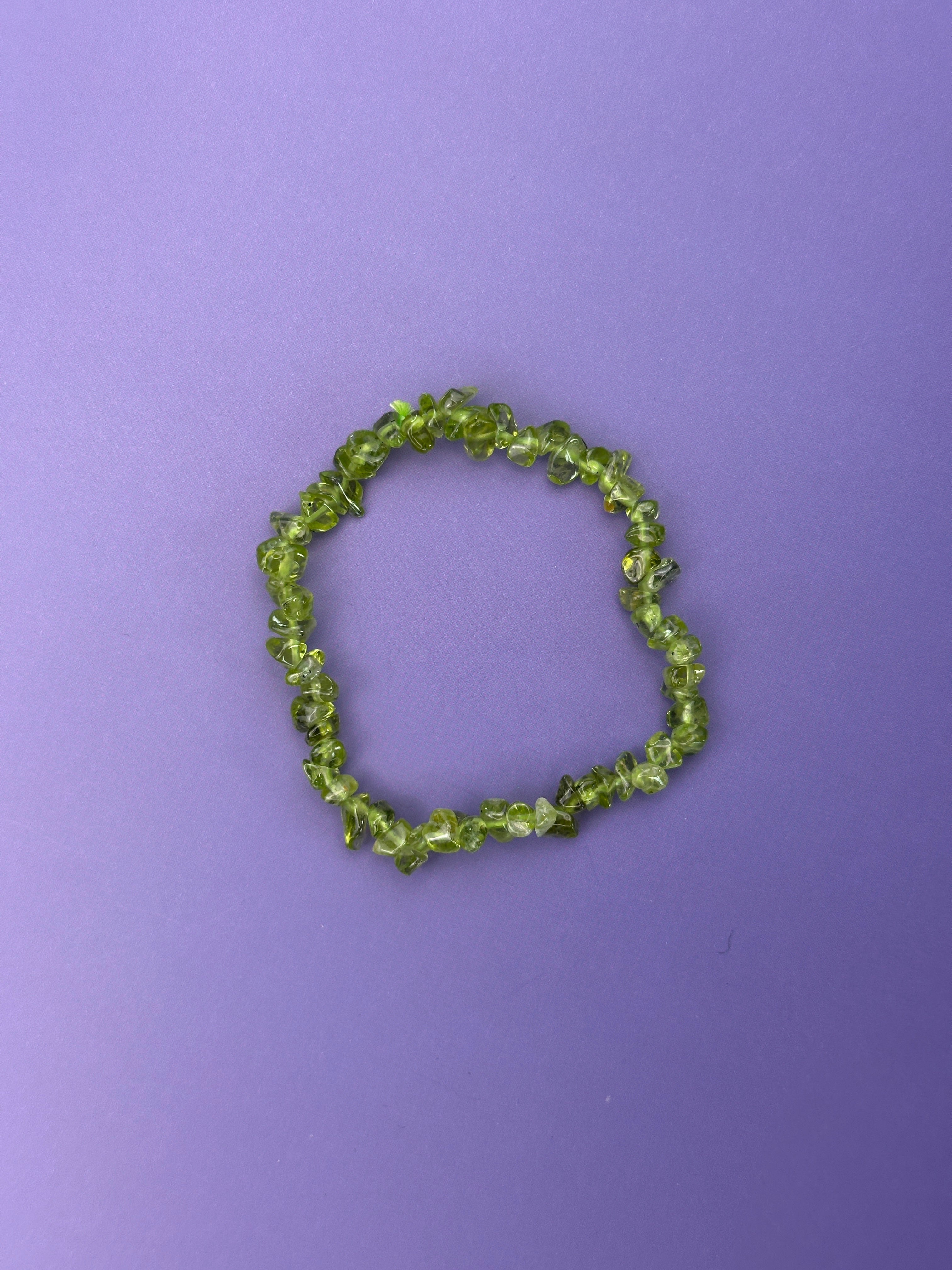 Peridot - Crystal chip bracelet