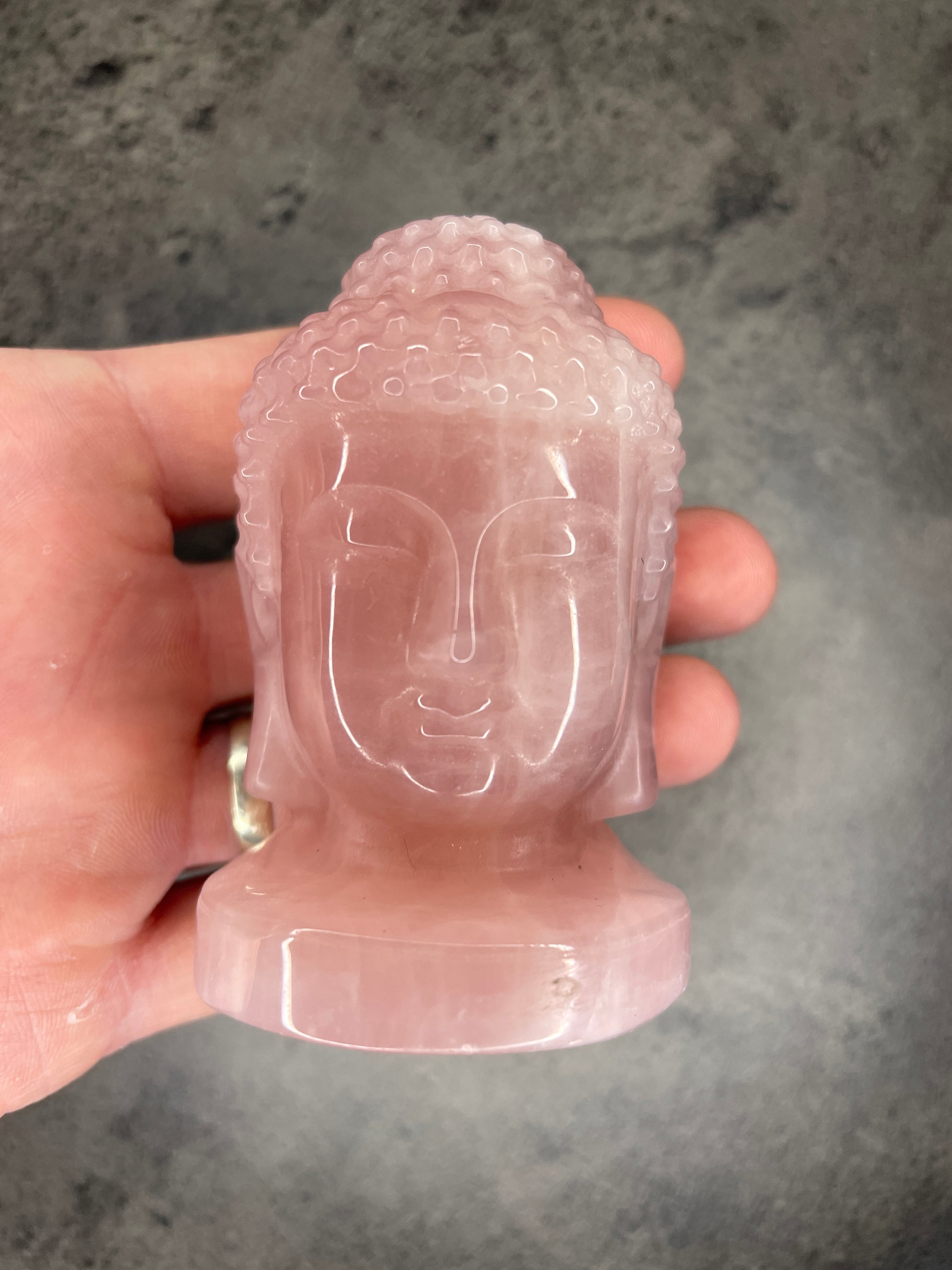 Rose quartz - Buddha head
