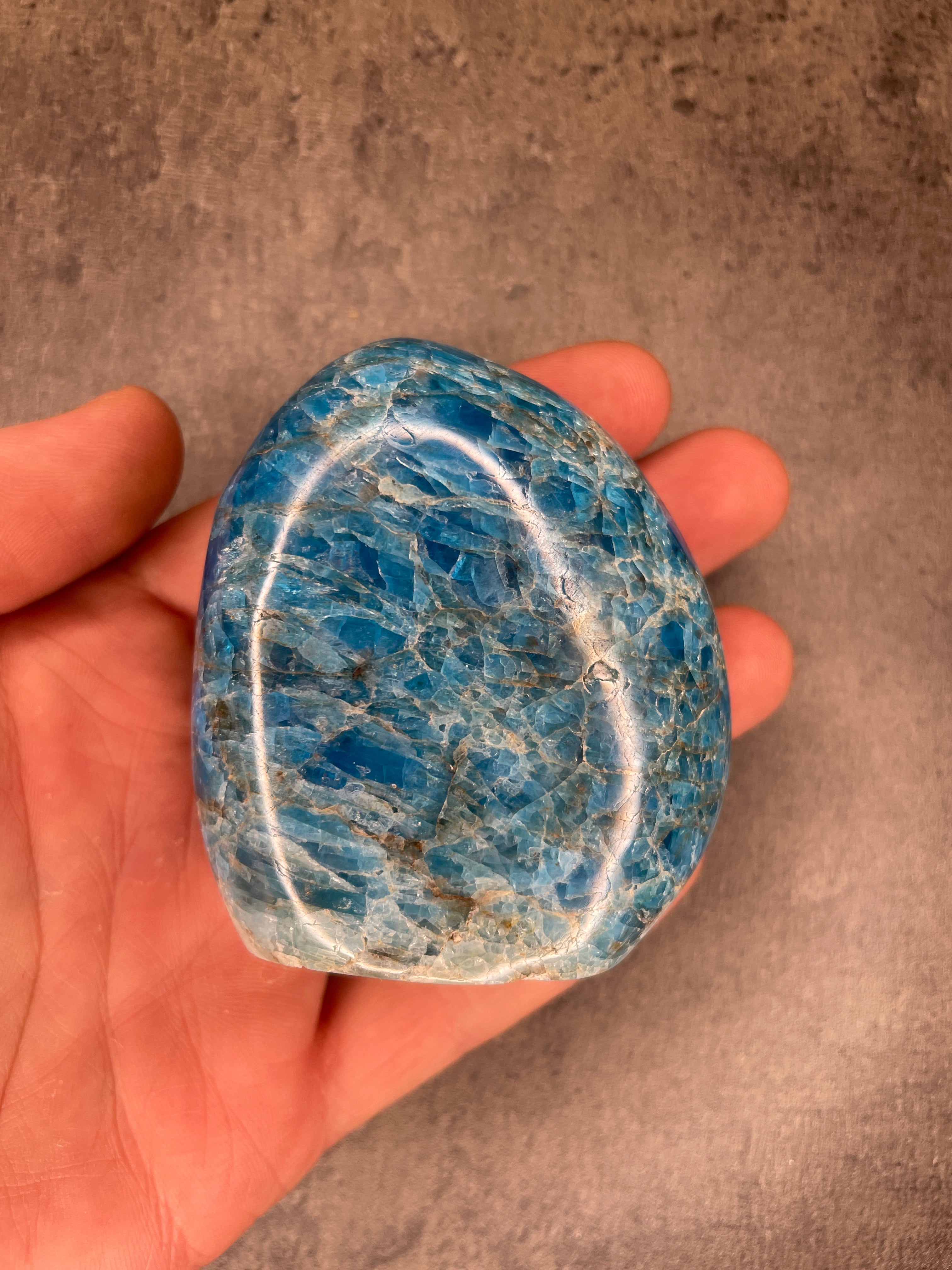 Apatite - Free form